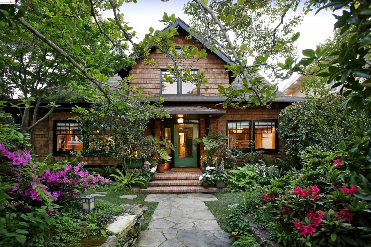 224 Mountain Avenue, Piedmont — exterior